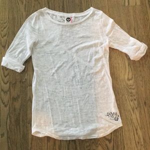 Whit roxy t-shirt